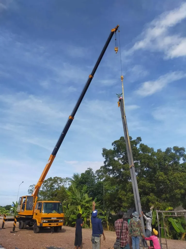 รถยก รถเครน รถบรรทุกเฉพาะกิจ 